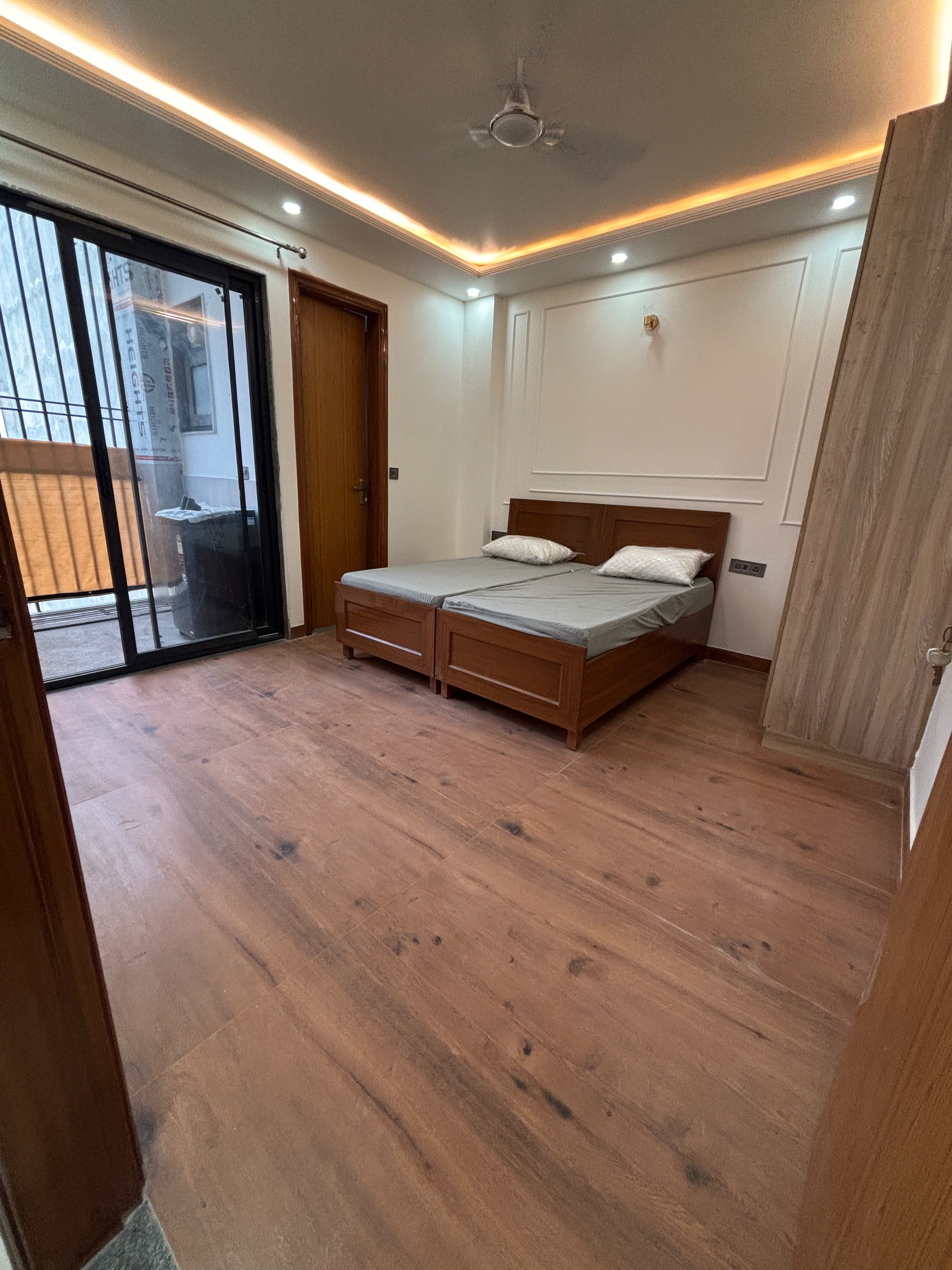 ✨ EXCLUSIVE 1BHK WITH PRIVATE TERRACE IN SEC 42! ✨ 