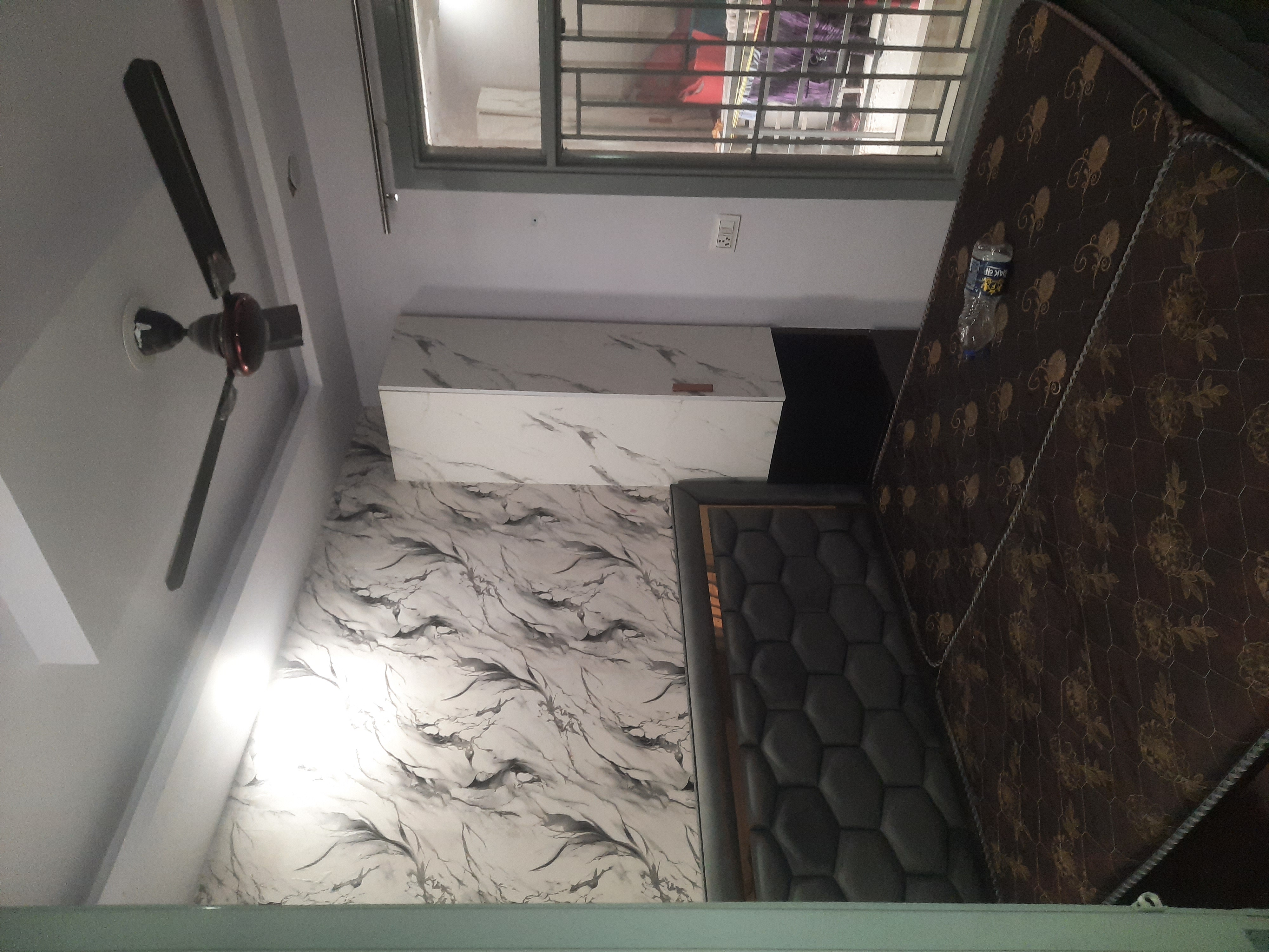 1 bhk near metro station — 2