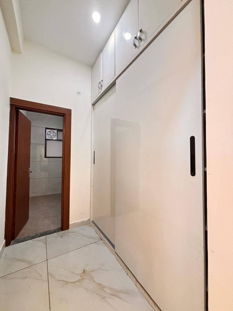 Fully Furnished 3 BHK House for Rent in Sector 57, Gurgaon — 5